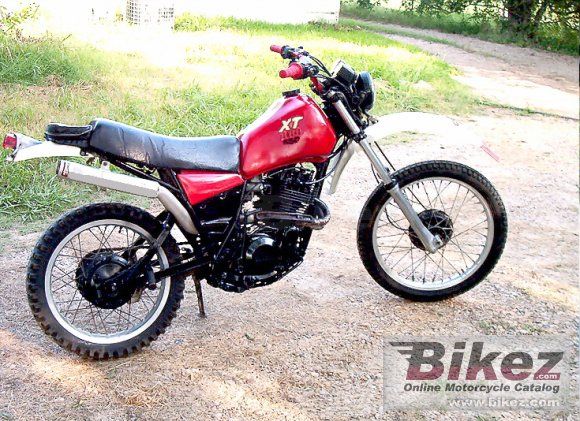 1982 Yamaha XT 550 photo